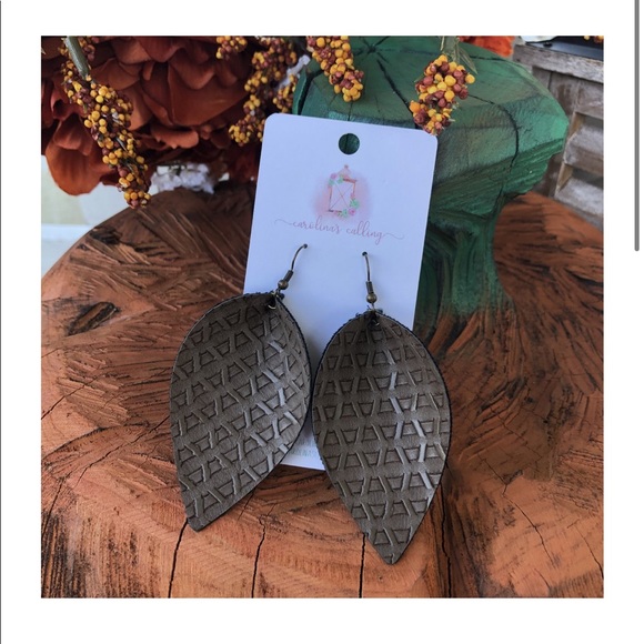 Vegan Leather Earrings - Picture 2 of 5